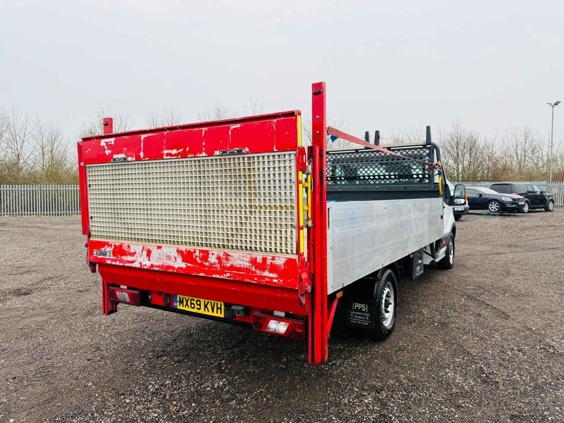 Ford Transit 2.0 TDCI 130 EF L3 Alloy Dropside TailLift 2020 '69 Reg' ULEZ Compliant - Image 11 of 31