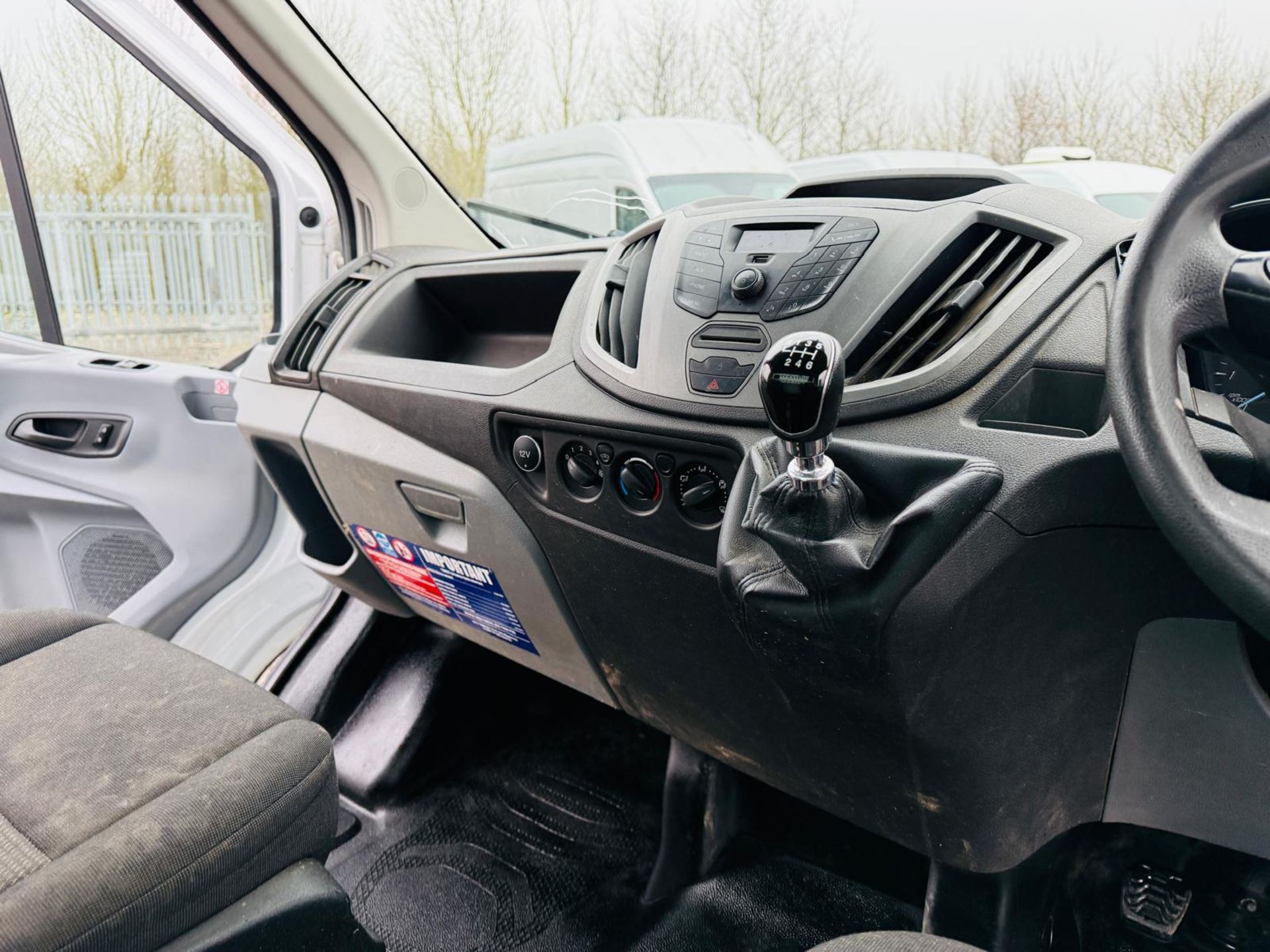 Ford Transit 2.0 TDCI 130 EF L3 Alloy Dropside TailLift 2020 '69 Reg' ULEZ Compliant - Image 24 of 31