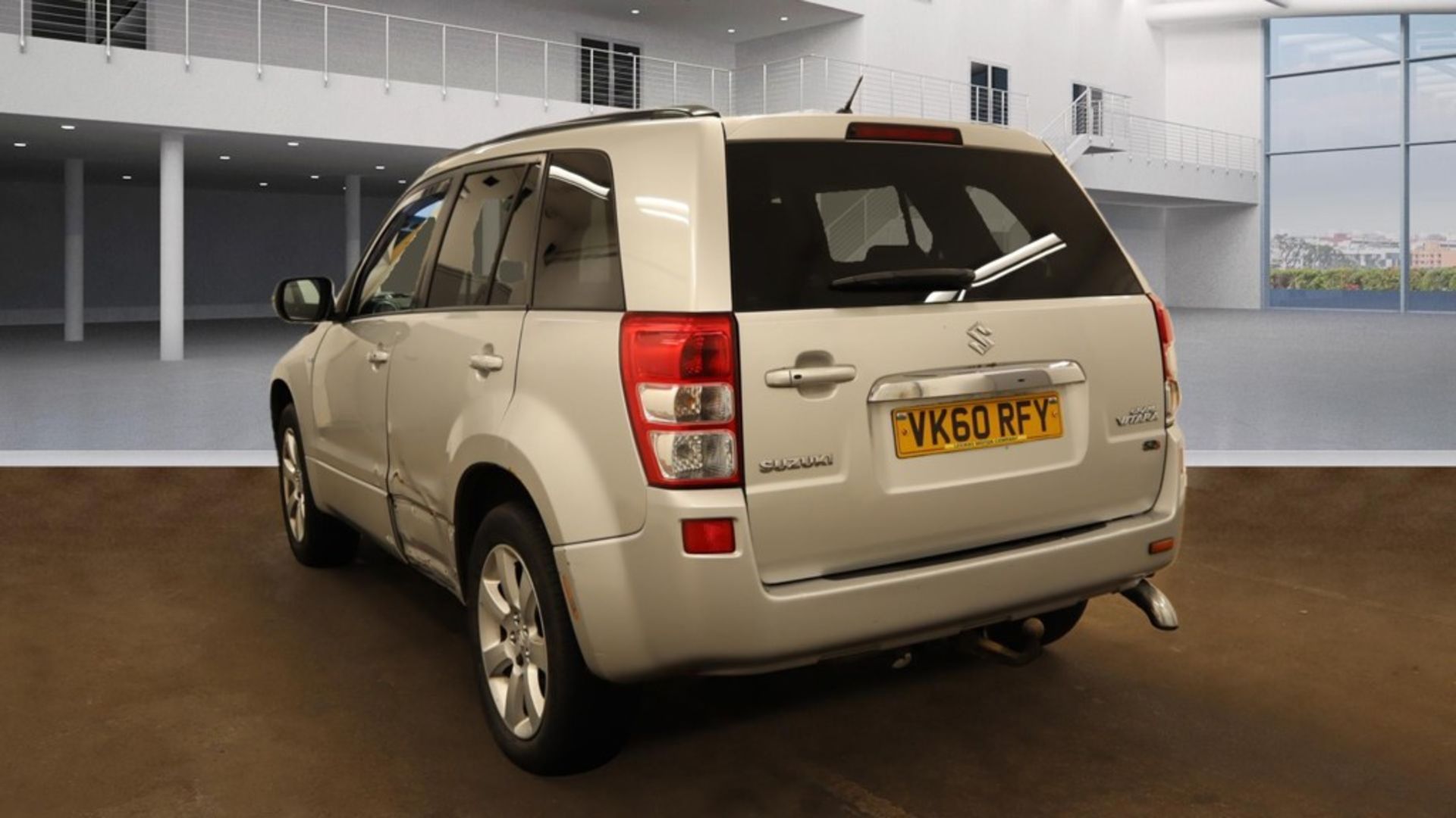 Suzuki Grand Vitara 1.9 DDIS SZ5 2010 '60 Reg' Sat Nav - A/C - Image 3 of 9
