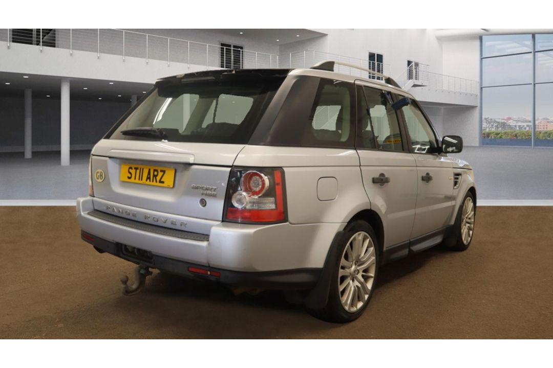 Land Rover Range Rover Sport 3.0 TDV6 HSE 2011 '11 Reg' 4WD - Sat Nav - A/C - Image 5 of 9