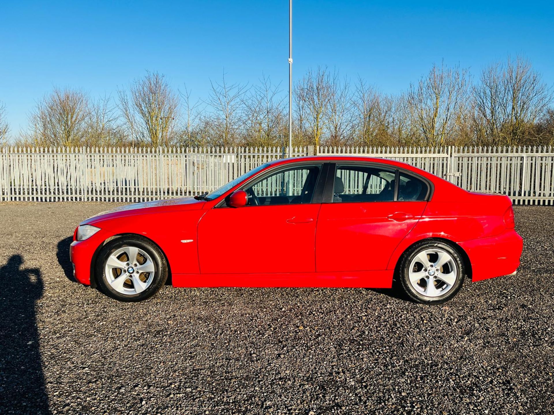 BMW 2.0 320D 3 Series Efficient Dynamics 2011 '11 Reg' A/C - Saloon - Image 2 of 42