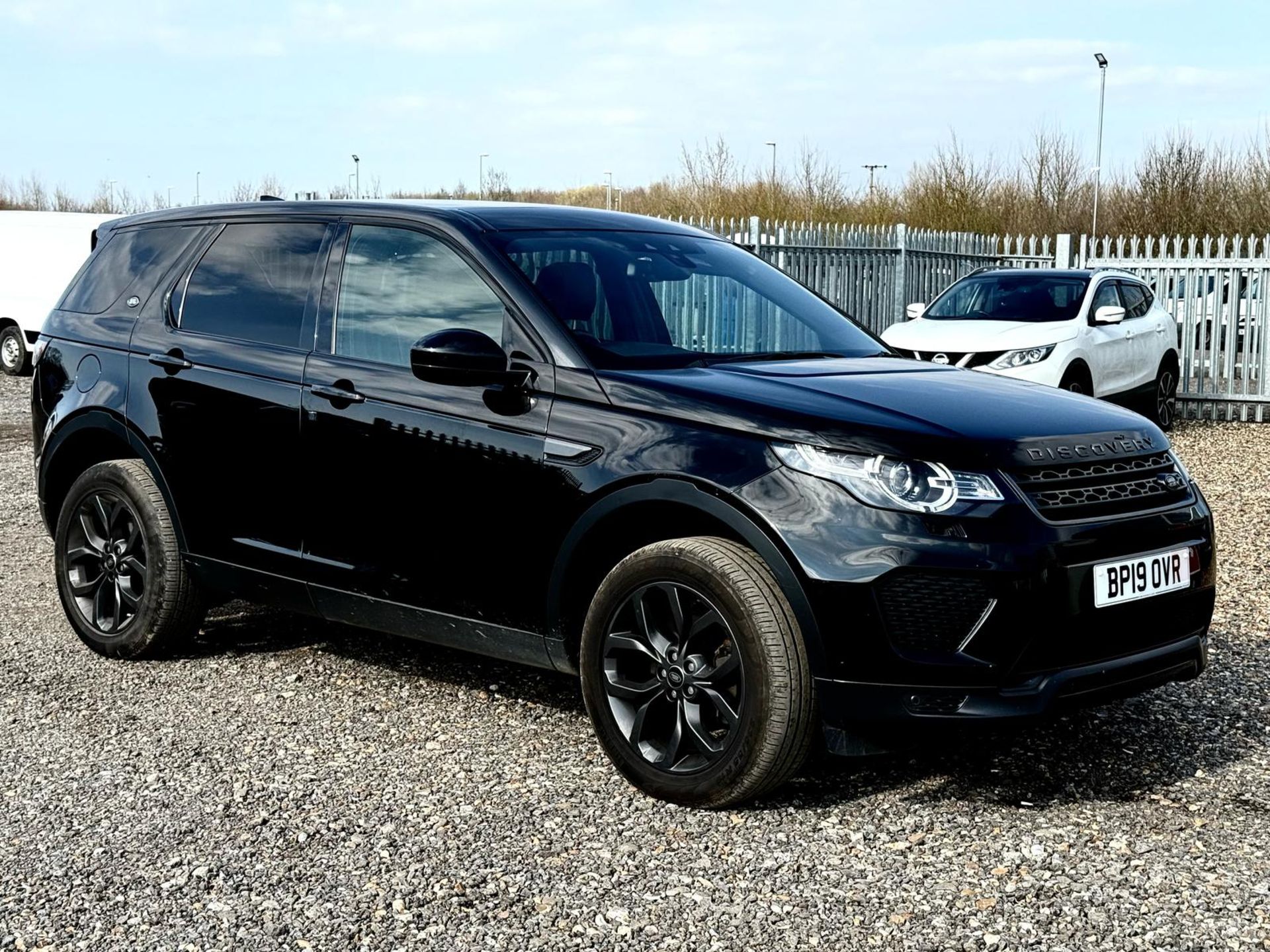 Land Rover Discovery Sport 2.0 TD4 180 LANDMARK 7 Seats 2019 '19 Reg' Sat Nav - A/C -ULEZ Compliant - Image 2 of 34