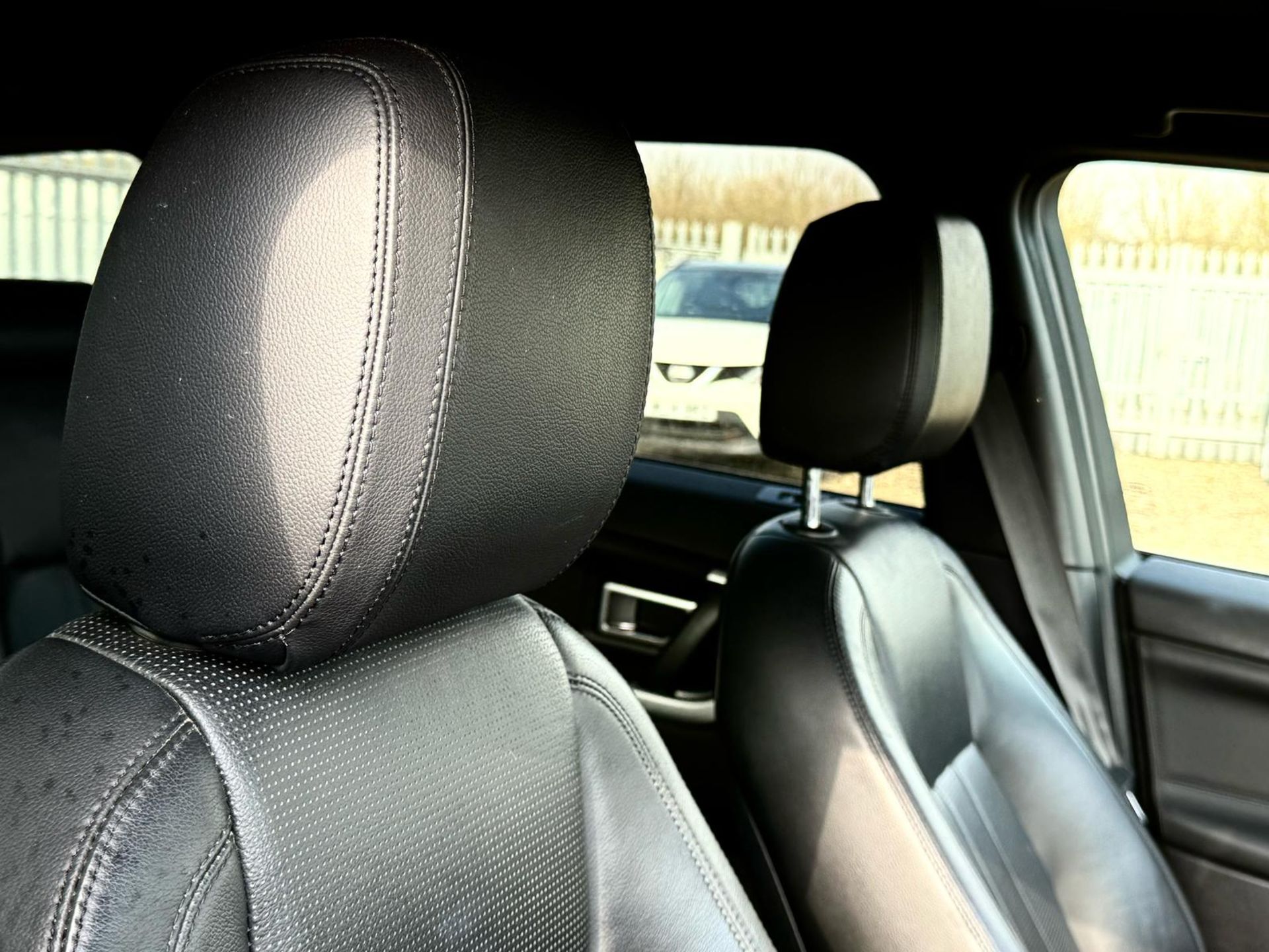 Land Rover Discovery Sport 2.0 TD4 180 LANDMARK 7 Seats 2019 '19 Reg' Sat Nav - A/C -ULEZ Compliant - Image 33 of 34