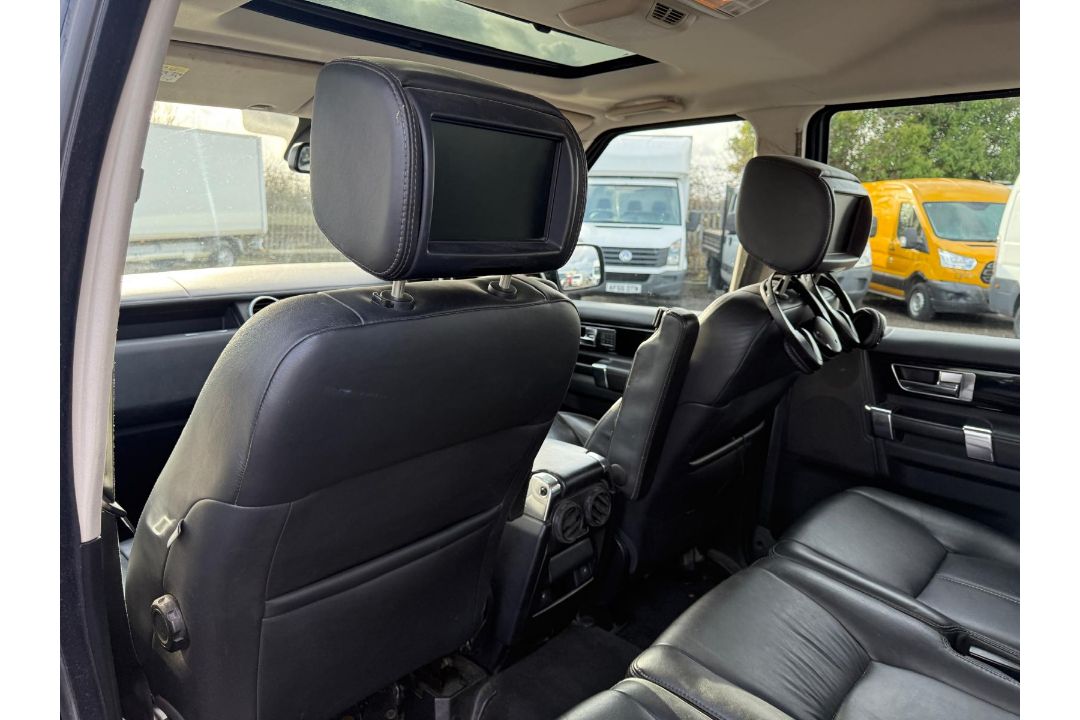** ON SALE ** Land Rover Discovery 4 3.0 SDV6 255 HSE 2012 '12 Reg' 4WD - Sat Nav - A/C - Image 30 of 43