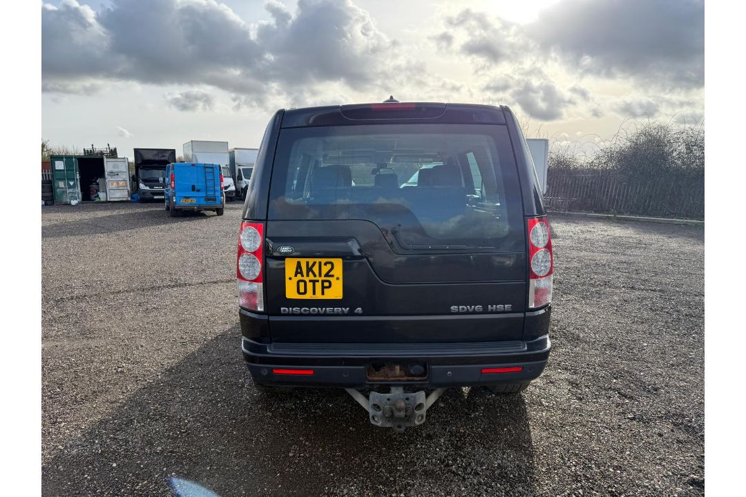 ** ON SALE ** Land Rover Discovery 4 3.0 SDV6 255 HSE 2012 '12 Reg' 4WD - Sat Nav - A/C - Image 8 of 43