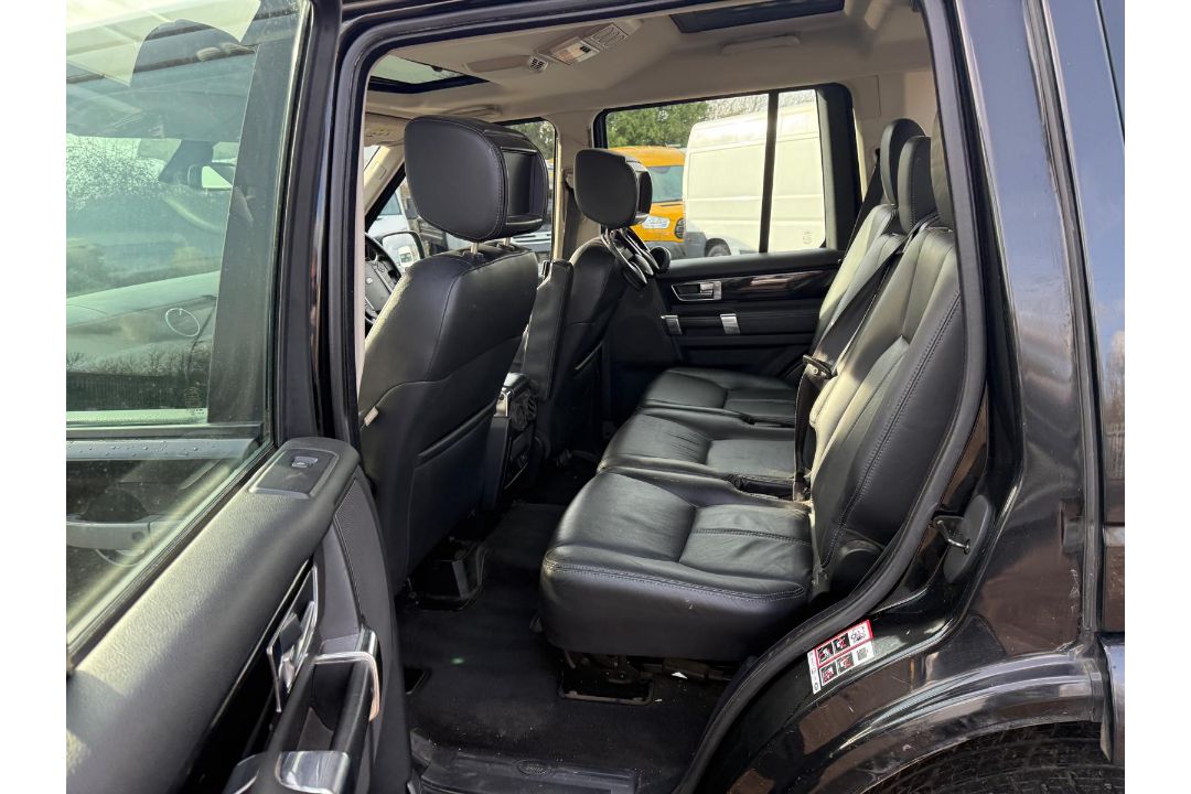 ** ON SALE ** Land Rover Discovery 4 3.0 SDV6 255 HSE 2012 '12 Reg' 4WD - Sat Nav - A/C - Image 29 of 43