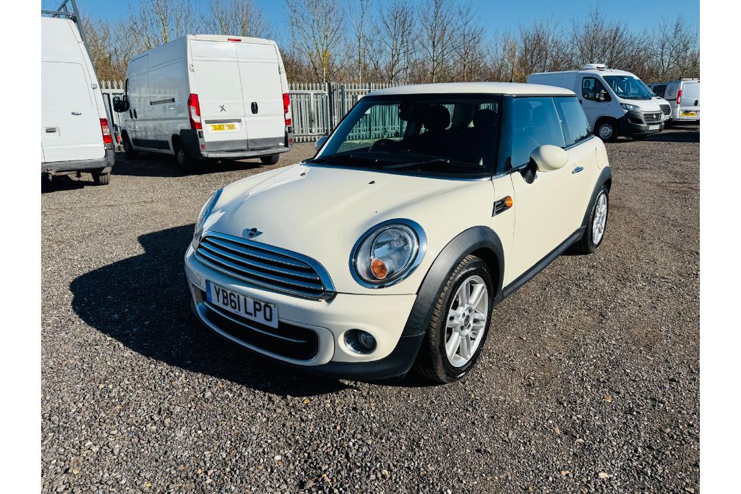 MINI Cooper 1.6 D 2012 '61 Reg' A/C ( Very Economical ) - Image 28 of 31
