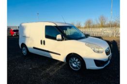 ** ON SALE** Vauxhall Combo 1.6 CDTI 105 2300 Sportive LWB 2013 '13 Reg' - A/C - Panel Van