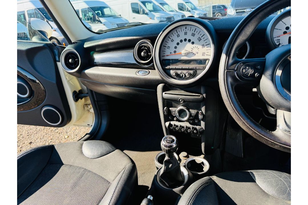MINI Cooper 1.6 D 2012 '61 Reg' A/C ( Very Economical ) - Image 22 of 31