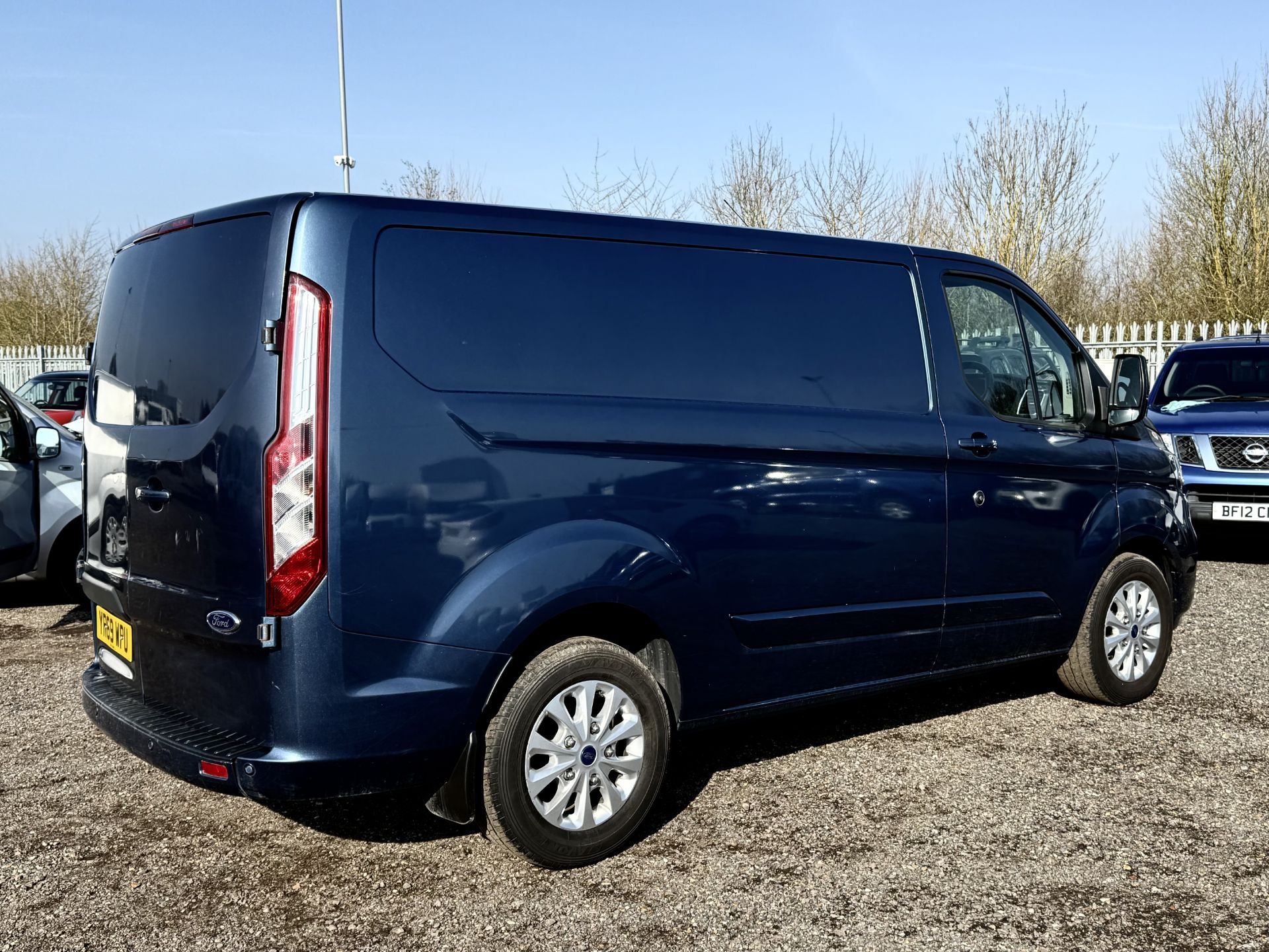 ** ON SALE ** Ford Transit Custom 2.0 TDCI EcoBlue 130 Limited 2019 '69 Reg' A/C - Panel Van - Image 11 of 20