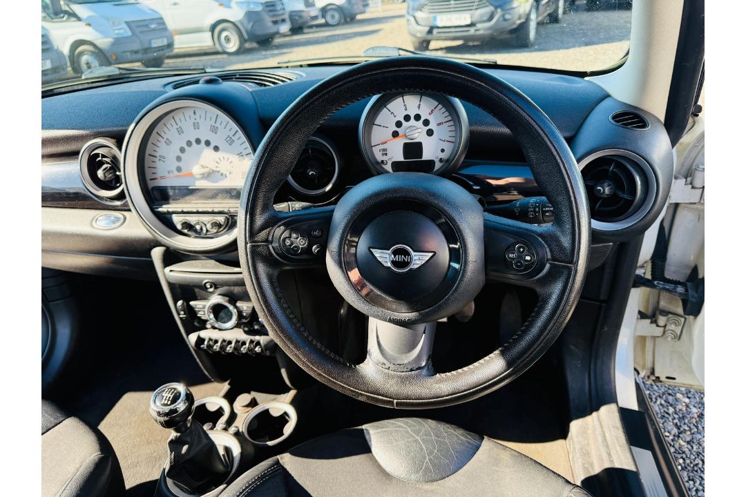 MINI Cooper 1.6 D 2012 '61 Reg' A/C ( Very Economical ) - Image 21 of 31
