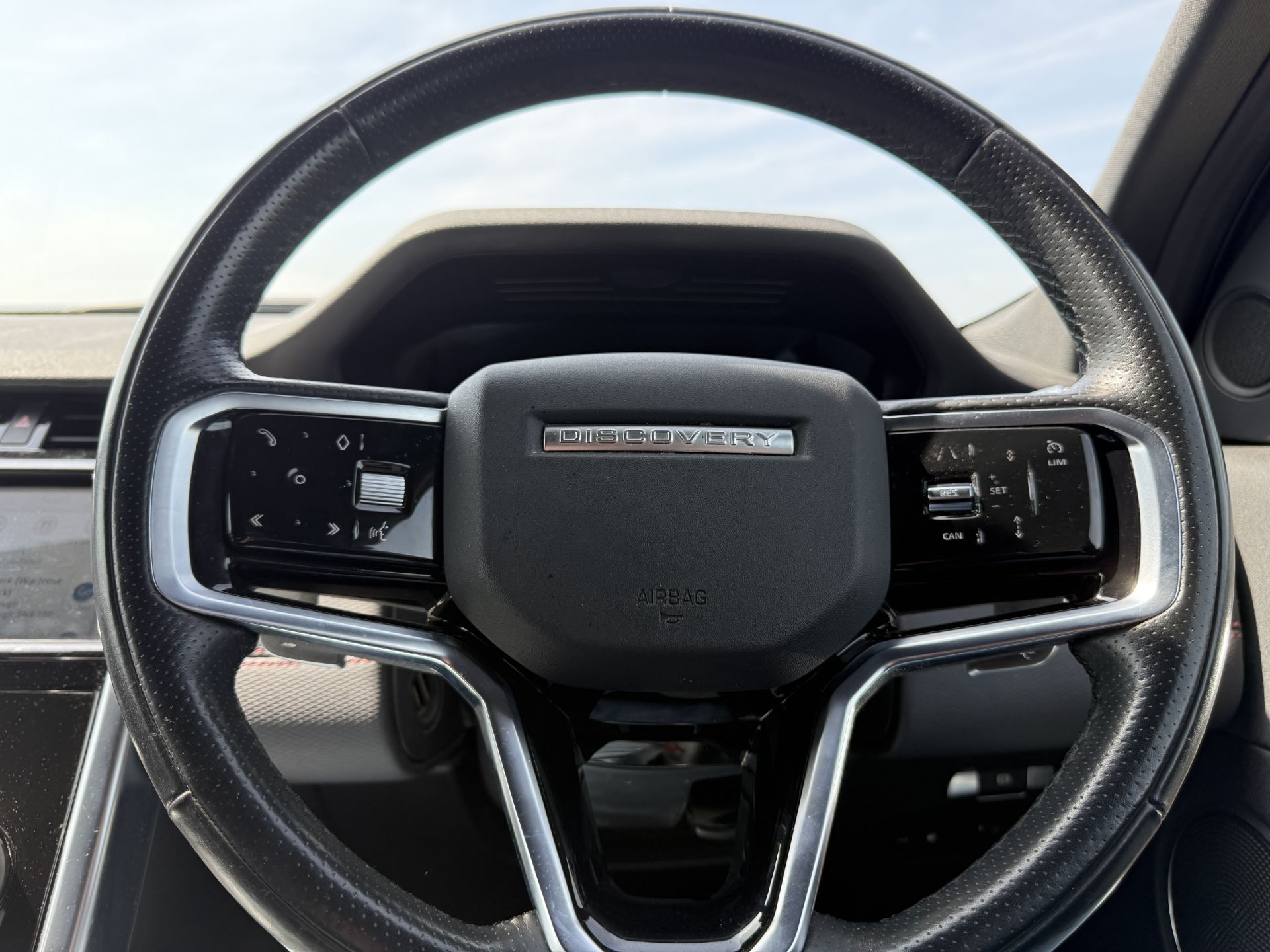 Land Rover Discovery Sport R-Dynamic SE 2021 '71 Reg' 4WD - Massive Spec - ULEZ - Image 33 of 38