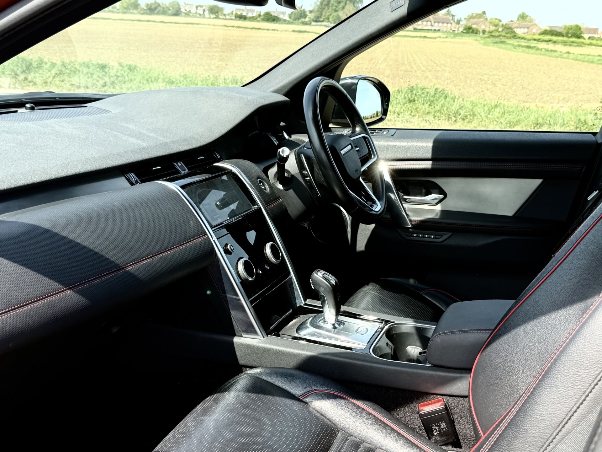 Land Rover Discovery Sport R-Dynamic SE 2021 '71 Reg' 4WD - Massive Spec - ULEZ - Image 22 of 38