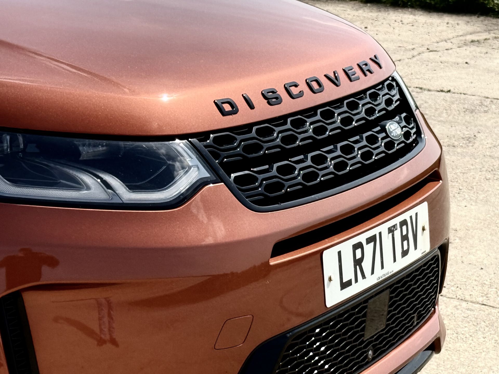 Land Rover Discovery Sport R-Dynamic SE 2021 '71 Reg' 4WD - Massive Spec - ULEZ - Image 13 of 38