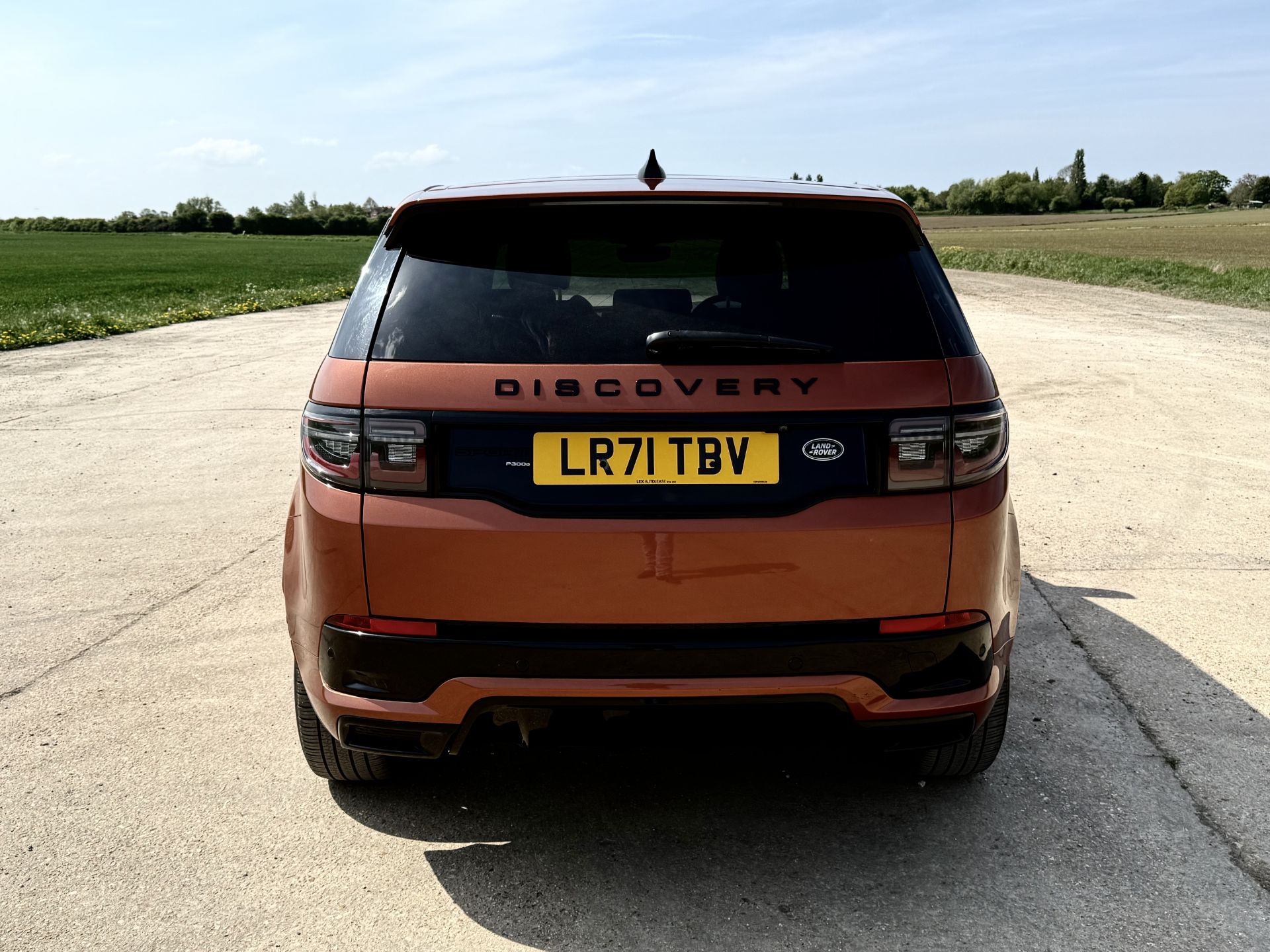 Land Rover Discovery Sport R-Dynamic SE 2021 '71 Reg' 4WD - Massive Spec - ULEZ - Image 9 of 38