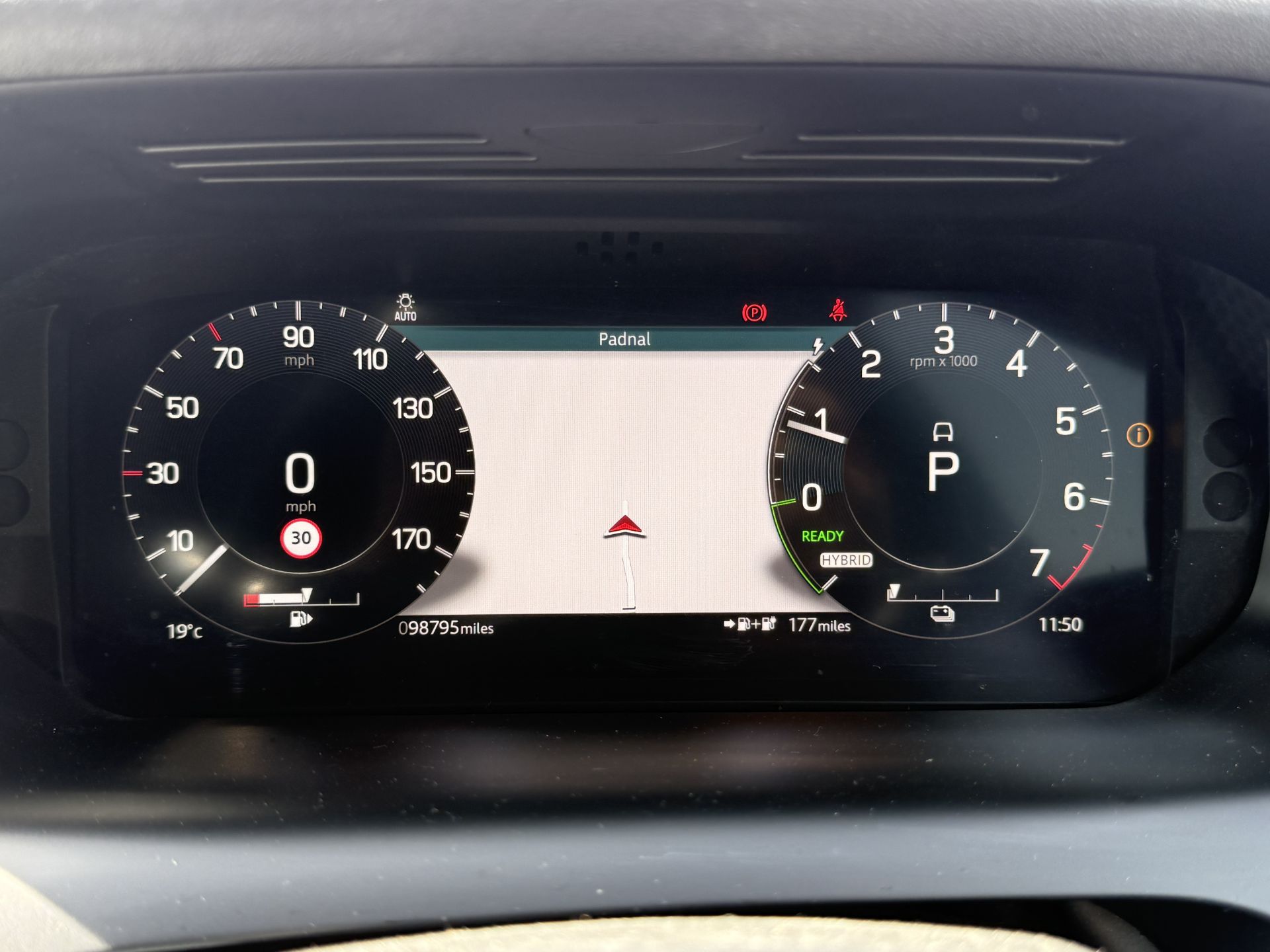 Land Rover Discovery Sport R-Dynamic SE 2021 '71 Reg' 4WD - Massive Spec - ULEZ - Image 38 of 38