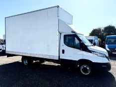 Iveco Daily 35C11 2.3 HD 3750 L4 Luton Body 2020 '70 Reg' A/C - ULEZ Compliant - **Rare**