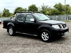 ** ON SALE ** Nissan Navara 2.5 DCI 190 4WD Tekna CrewCab 2014 '64 Reg' Automatic - Sat Nav - A/C