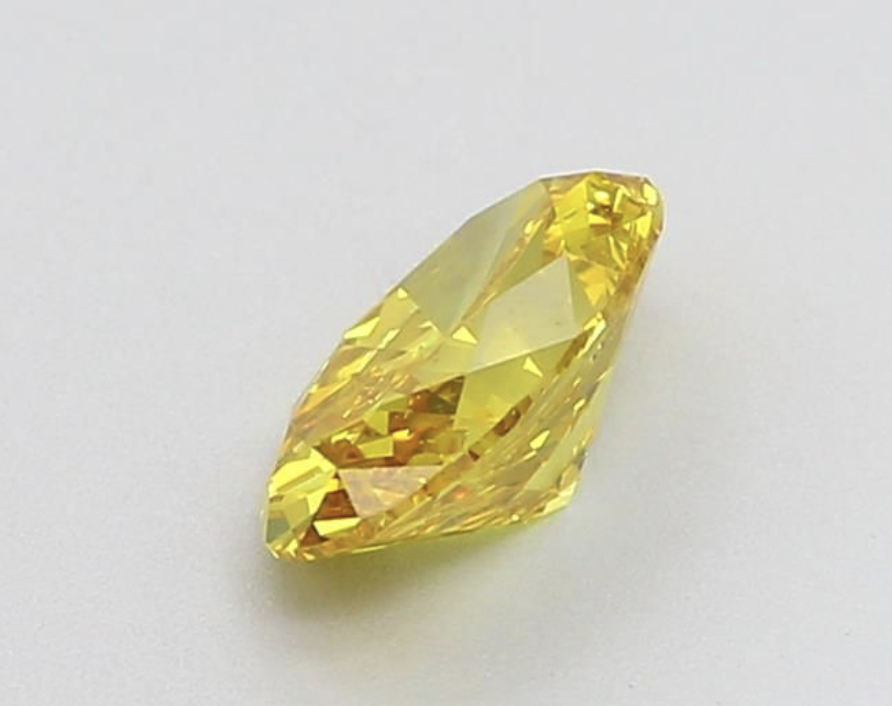 Oval Cut ( Natural ) Diamond 1.01 Carat Fancy Yellow Colour SI1 Clarity - GIA Certificate - Image 2 of 6
