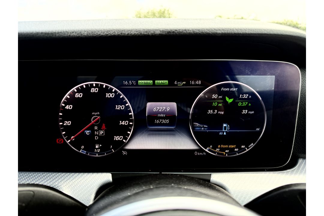 Mercedes Benz E Class E300 DE EQ-P SE Premium 9G 2019 '19 Reg' Sat Nav - A/C - ULEZ - Image 31 of 34