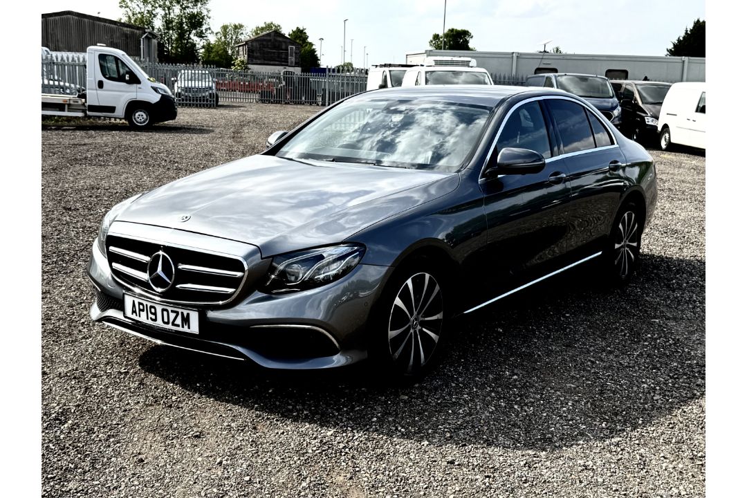 Mercedes Benz E Class E300 DE EQ-P SE Premium 9G 2019 '19 Reg' Sat Nav - A/C - ULEZ - Image 3 of 34