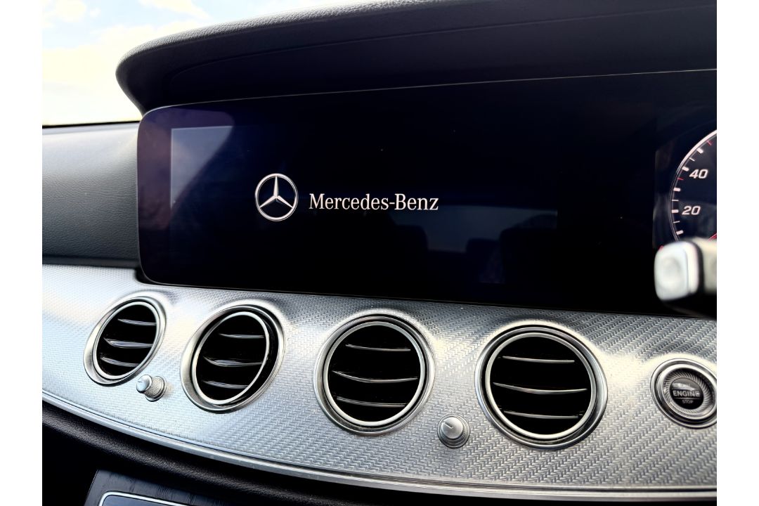 Mercedes Benz E Class E300 DE EQ-P SE Premium 9G 2019 '19 Reg' Sat Nav - A/C - ULEZ - Image 26 of 34