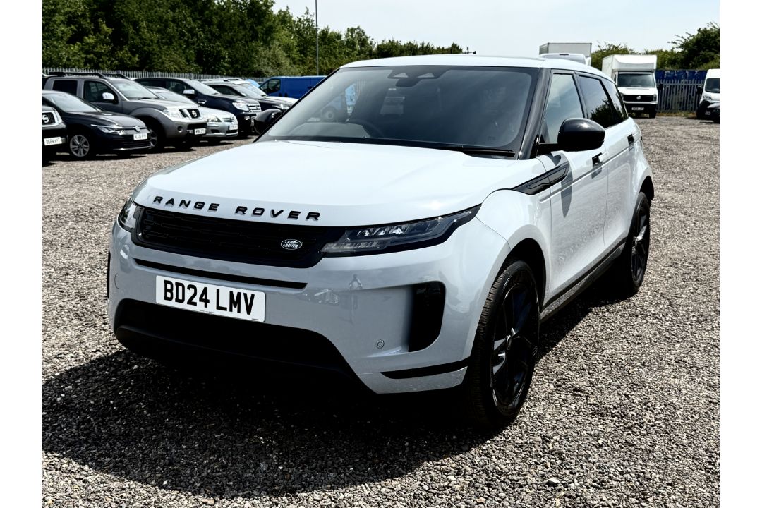Land Rover Range Rover Evoque 2024 '24 Reg' Massive Spec - 4WD - ULEZ Compliant - Panoramic Roof - Image 6 of 30
