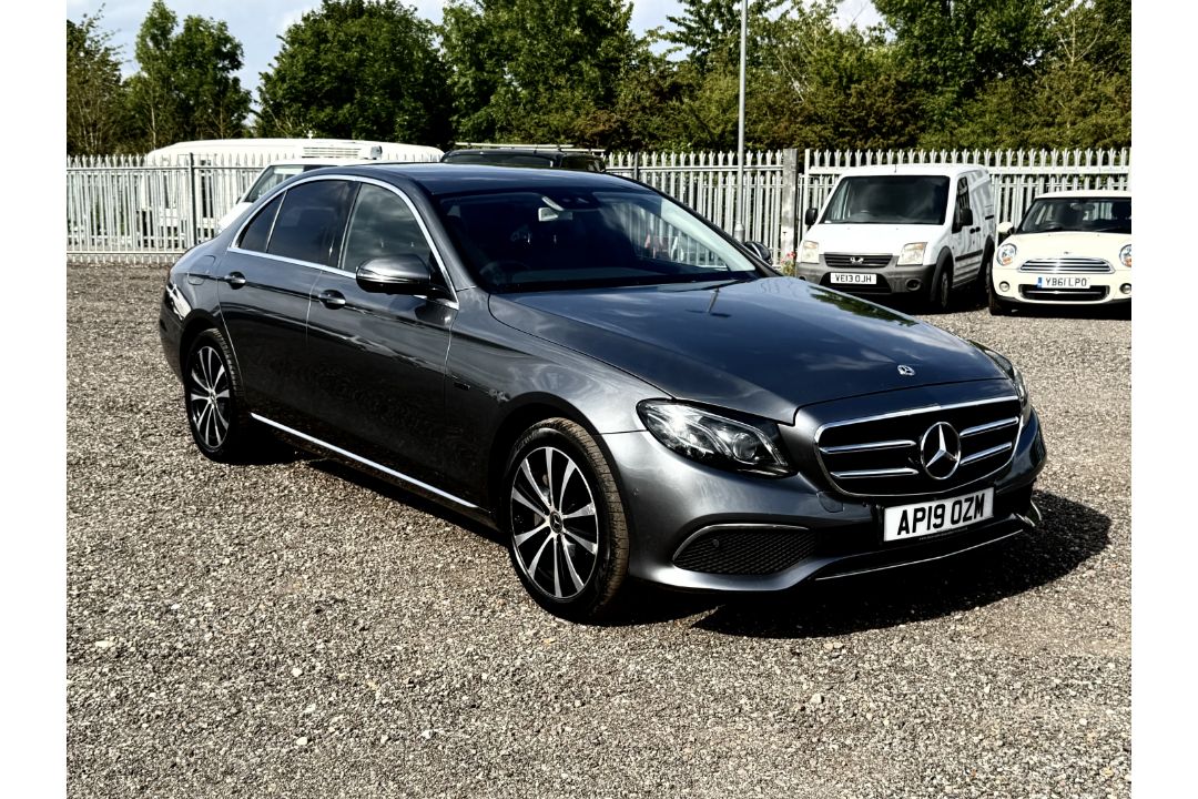 Mercedes Benz E Class E300 DE EQ-P SE Premium 9G 2019 '19 Reg' Sat Nav - A/C - ULEZ - Image 1 of 34