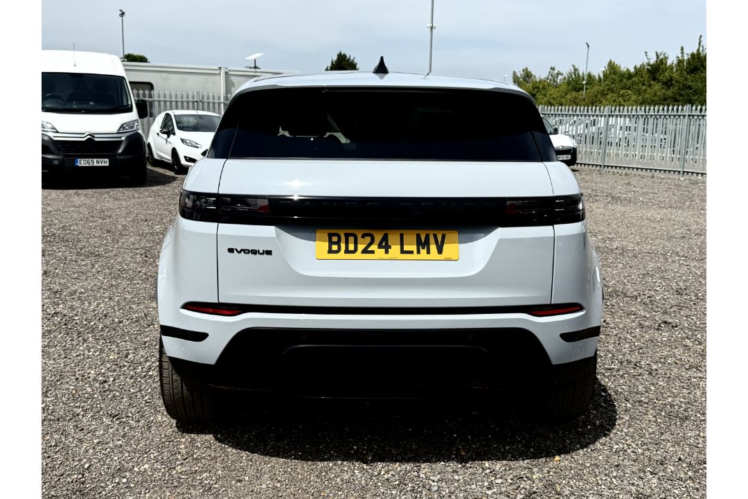 Land Rover Range Rover Evoque 2024 '24 Reg' Massive Spec - 4WD - ULEZ Compliant - Panoramic Roof - Image 10 of 30
