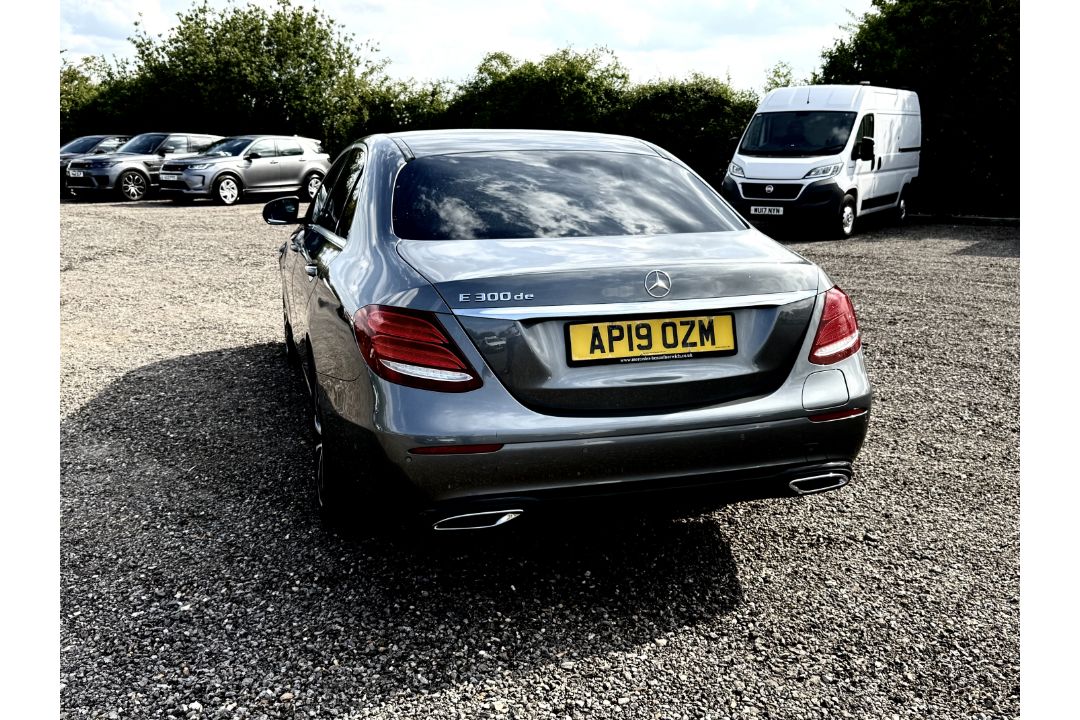 Mercedes Benz E Class E300 DE EQ-P SE Premium 9G 2019 '19 Reg' Sat Nav - A/C - ULEZ - Image 6 of 34