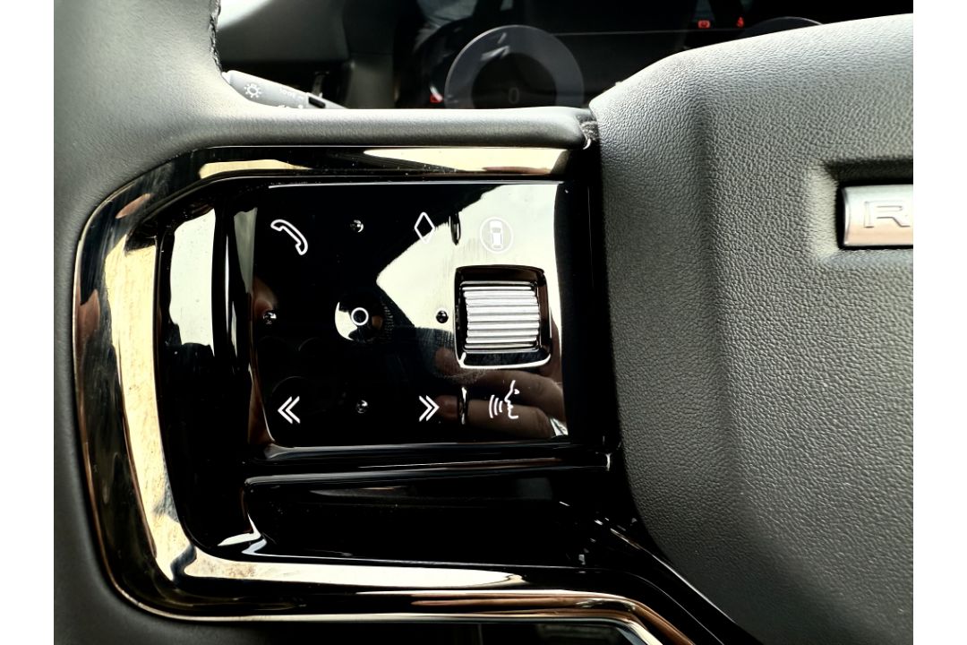Land Rover Range Rover Evoque 2024 '24 Reg' Massive Spec - 4WD - ULEZ Compliant - Panoramic Roof - Image 29 of 30