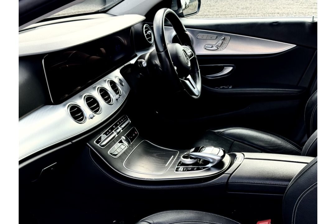 Mercedes Benz E Class E300 DE EQ-P SE Premium 9G 2019 '19 Reg' Sat Nav - A/C - ULEZ - Image 21 of 34