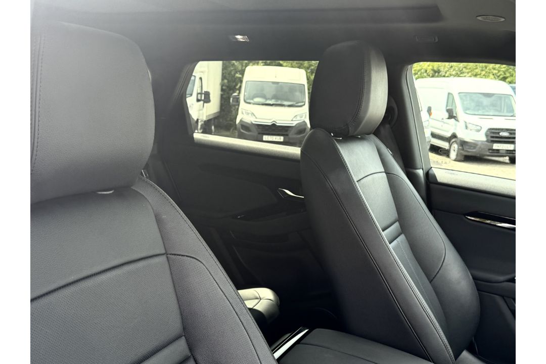 Land Rover Range Rover Evoque 2024 '24 Reg' Massive Spec - 4WD - ULEZ Compliant - Panoramic Roof - Image 14 of 30