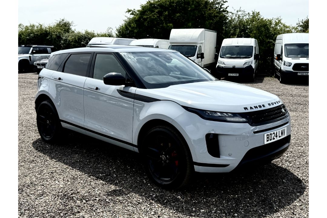 Land Rover Range Rover Evoque 2024 '24 Reg' Massive Spec - 4WD - ULEZ Compliant - Panoramic Roof - Image 24 of 30