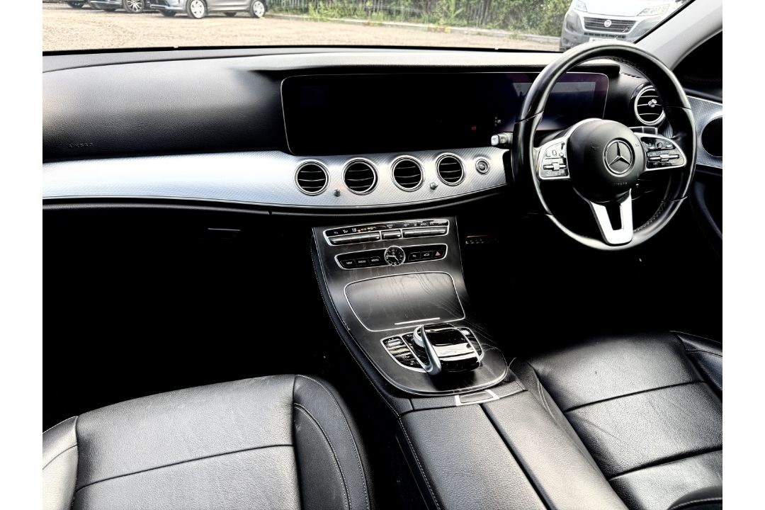 Mercedes Benz E Class E300 DE EQ-P SE Premium 9G 2019 '19 Reg' Sat Nav - A/C - ULEZ - Image 24 of 34