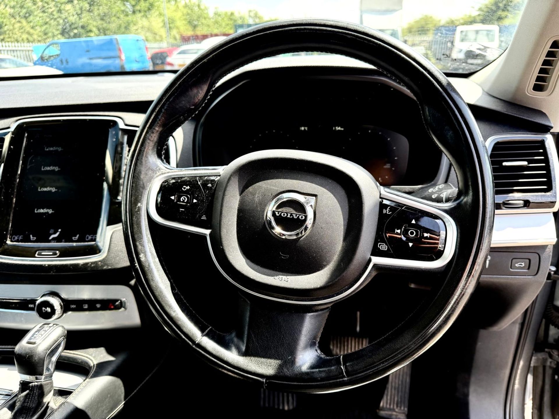 ** ON SALE ** Volvo XC90 2.0 D5 235 AWD MOMENTUM PRO G/T 2018 '18 Reg' Automatic - Sat Nav - Image 12 of 20