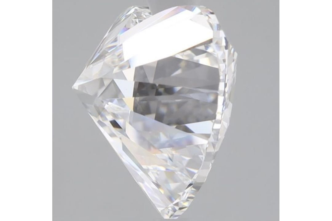 Heart Cut Diamond 3.00 Carat E Colour VS1 Clarity EX EX - IGI Certificate - Image 5 of 7