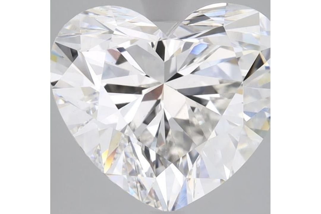 Heart Cut Diamond 3.00 Carat E Colour VS1 Clarity EX EX - IGI Certificate - Image 1 of 7