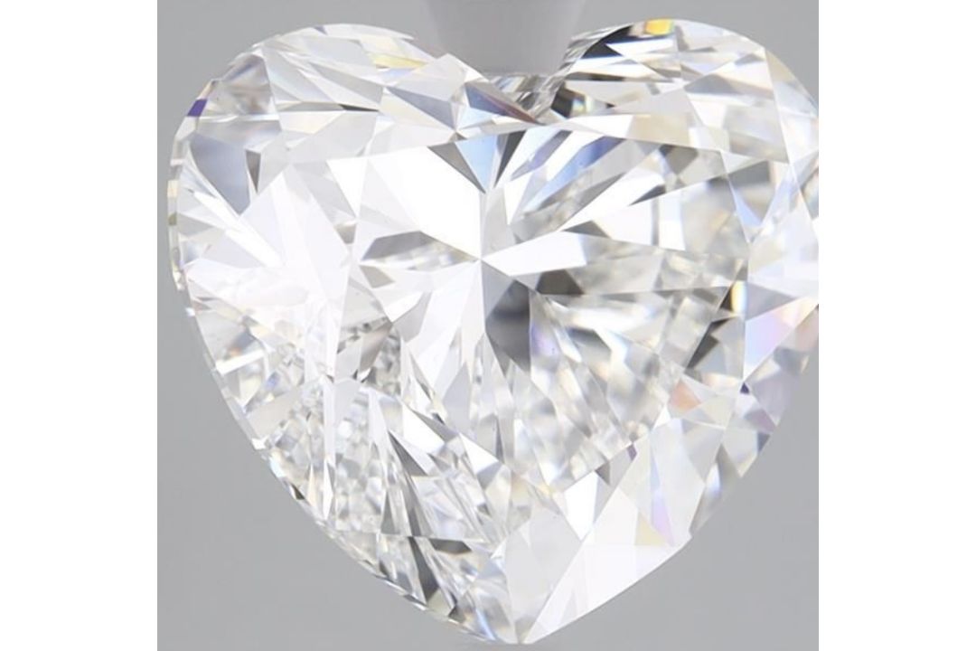 Heart Cut Diamond 3.00 Carat E Colour VS1 Clarity EX EX - IGI Certificate - Image 6 of 7