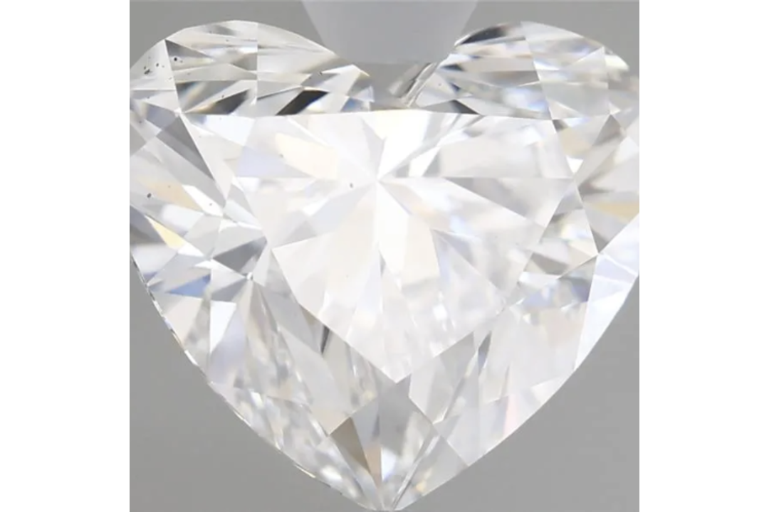 Heart Cut Diamond 2.00 Carat F Colour VS2 Clarity EX EX - IGI Certificate - Image 1 of 5