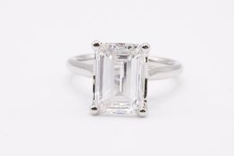 Emerald Cut Diamond Ring 5.06 Carat F Colour VVS2 Clarity - IGI Certificate - Set In Platinum