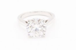 **ON SALE** Round Brilliant Cut ( Natural Diamond ) Platinum Ring 2.00 Carat E Colour VS2 Clarity
