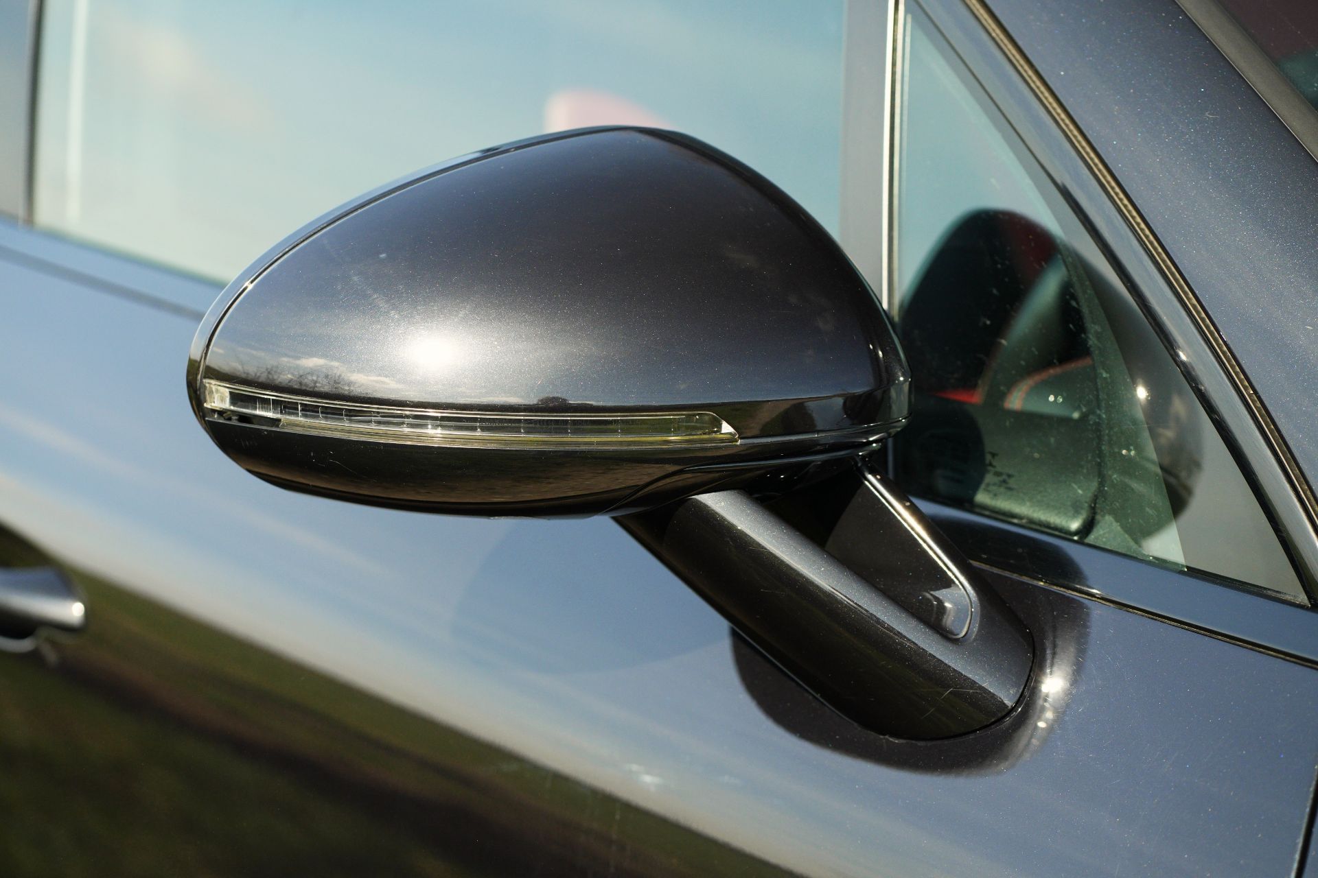 2015 Porsche Macan S S-A - Image 18 of 114