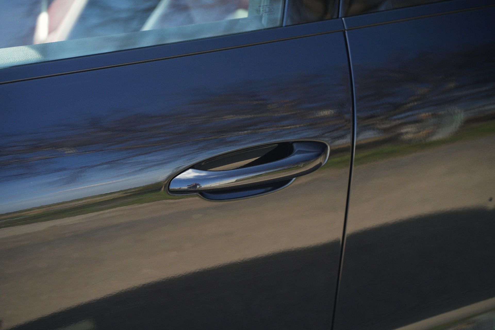 2015 Porsche Macan S S-A - Image 19 of 114