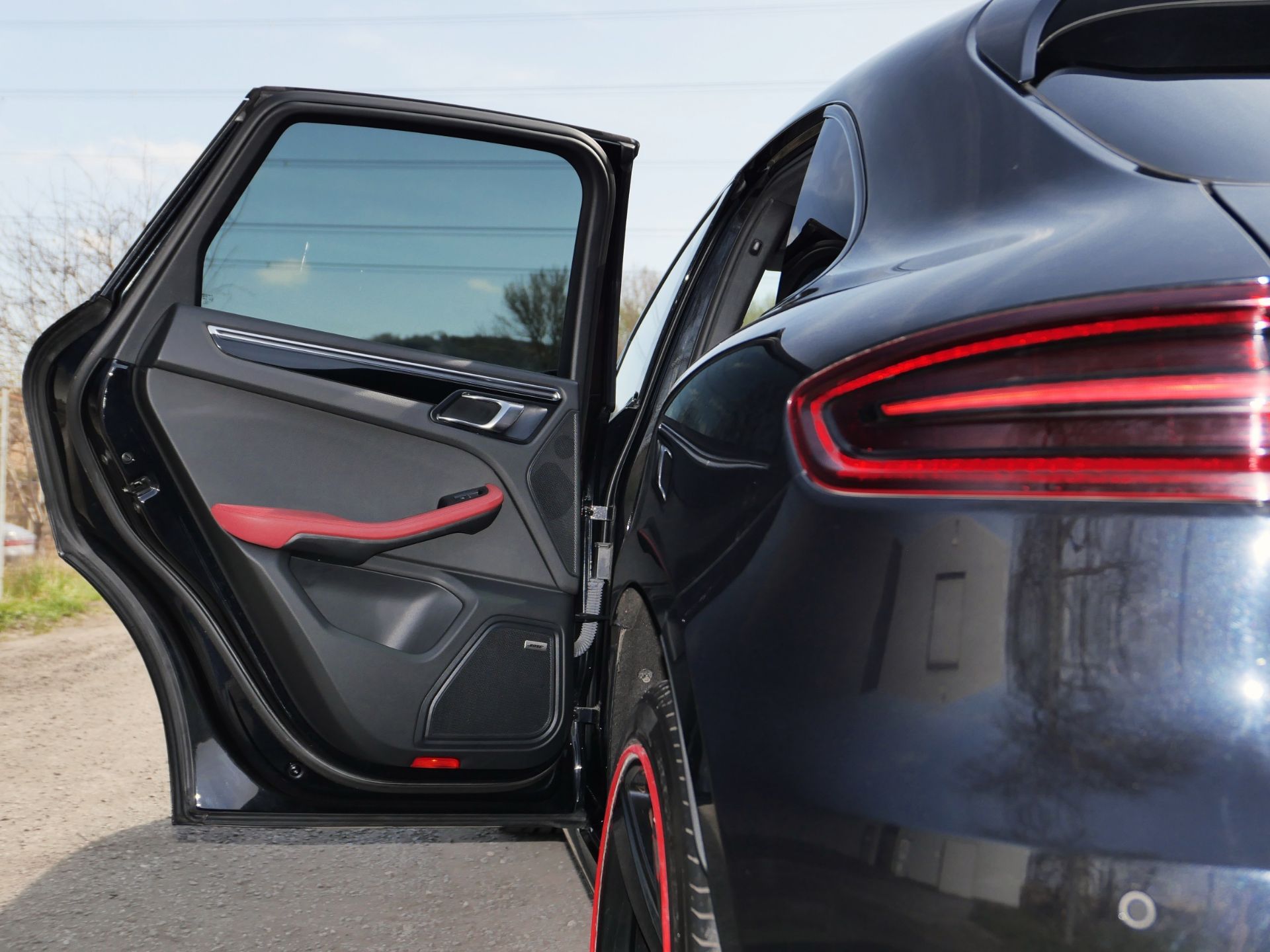 2015 Porsche Macan S S-A - Image 67 of 114