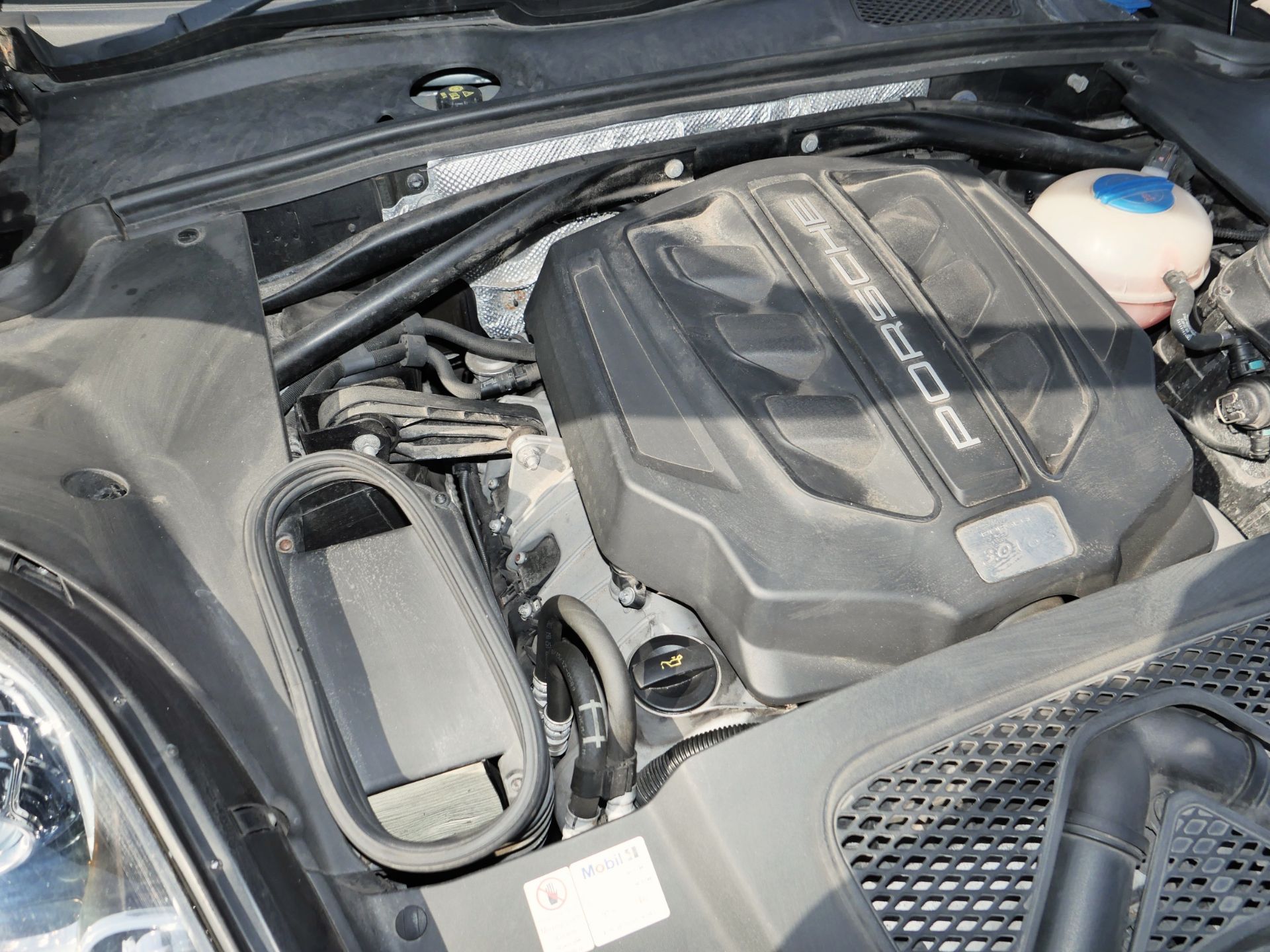 2015 Porsche Macan S S-A - Image 107 of 114