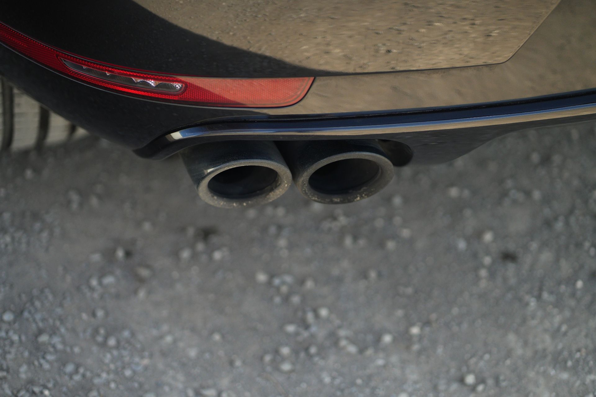 2015 Porsche Macan S S-A - Image 15 of 114