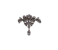 Antiker Anhänger, um 1900, Gold und Silber mit Altschliff-Diamanten und Diamantrosen, ursprünglich