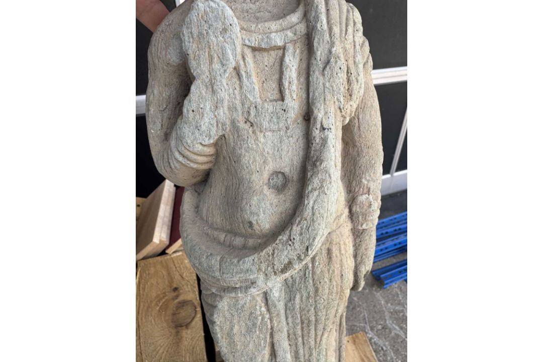 STANDING STONE TORSO OF A BODHISATTVA GANDHARA 4TH CENTURY - Bild 6 aus 14
