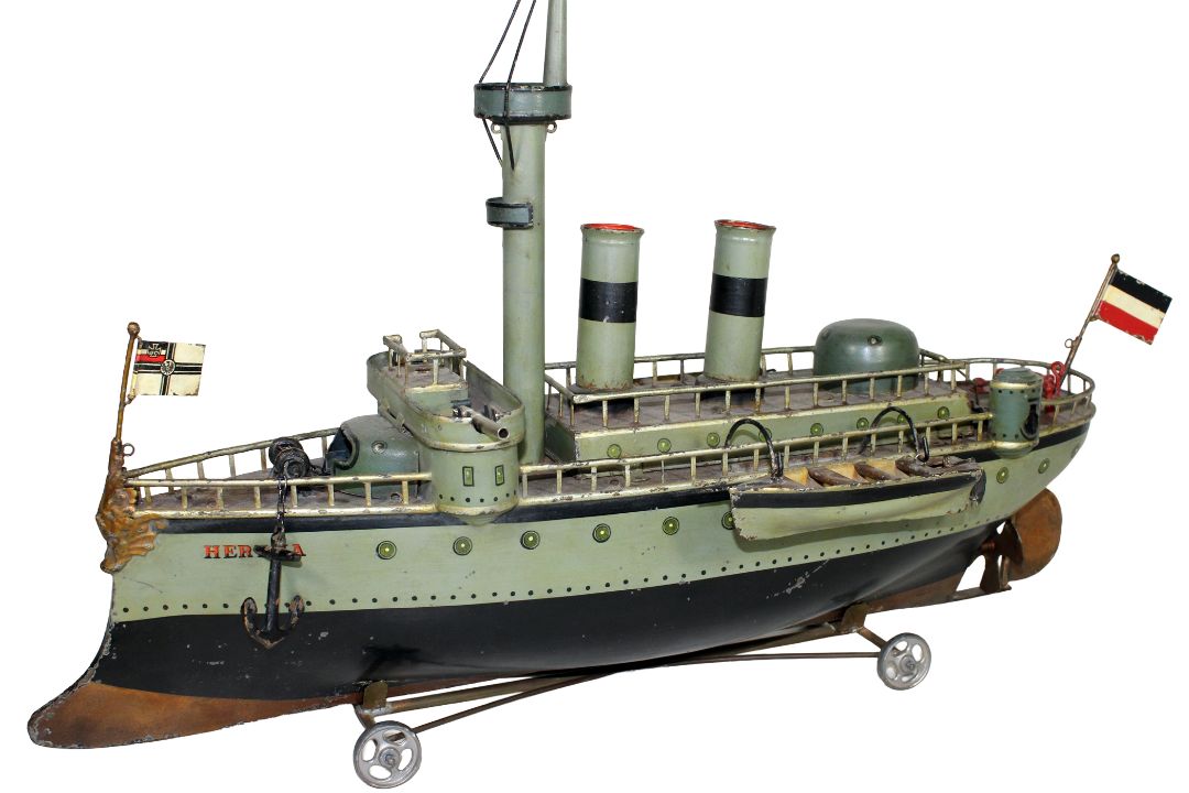 Märklin Kriegsschiff 1090 Kreuzer "HERTHA"  - Bild 1 aus 13